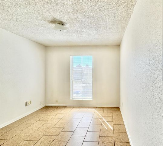 1516 Bay Area Blvd Boulevard U2, Houston, TX 77058