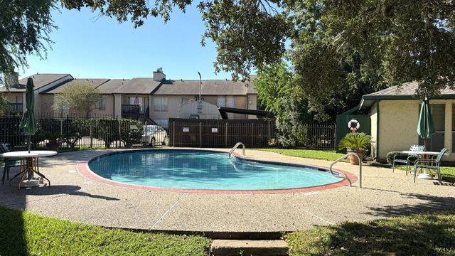 1516 Bay Area Blvd Boulevard U2, Houston, TX 77058