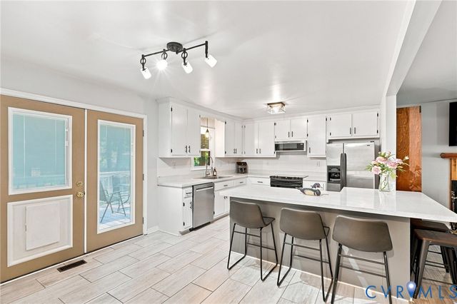 9330 Ravensworth Ct, Hanover, VA 23116