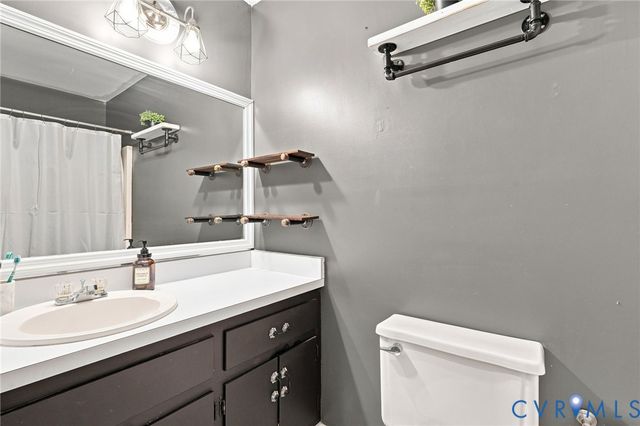 9330 Ravensworth Ct, Hanover, VA 23116