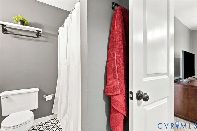 9330 Ravensworth Ct, Hanover, VA 23116