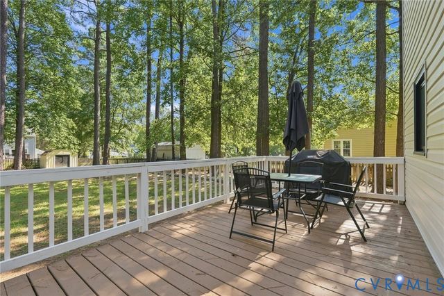 9330 Ravensworth Ct, Hanover, VA 23116