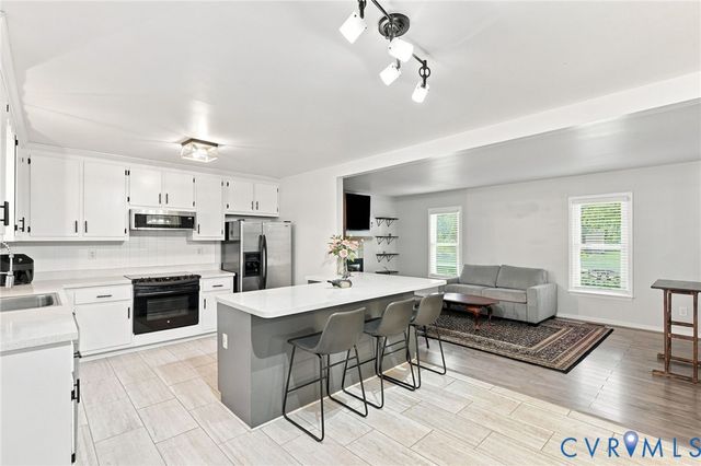 9330 Ravensworth Ct, Hanover, VA 23116