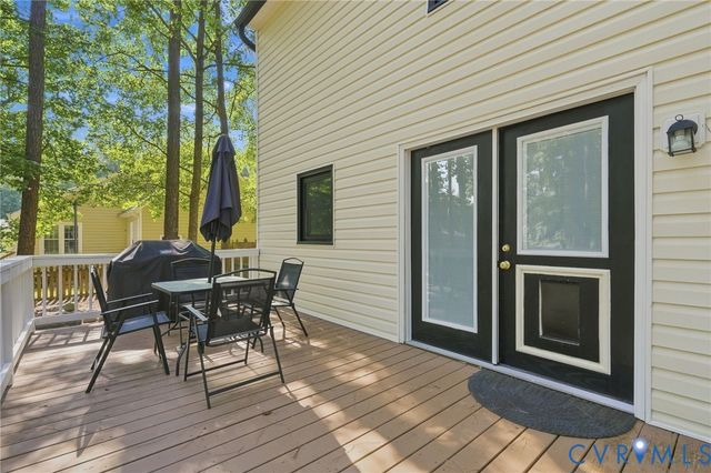 9330 Ravensworth Ct, Hanover, VA 23116