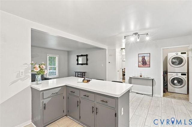 9330 Ravensworth Ct, Hanover, VA 23116