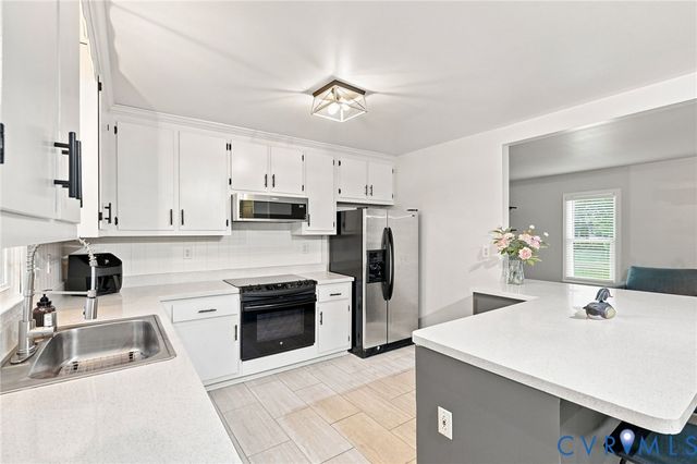 9330 Ravensworth Ct, Hanover, VA 23116