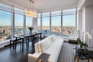 252 South Street # 68F, New York City, NY 10002
