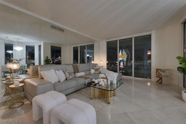 2877 Paradise Road 1505, Las Vegas, NV 89109
