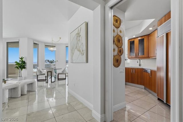 2877 Paradise Road 1505, Las Vegas, NV 89109