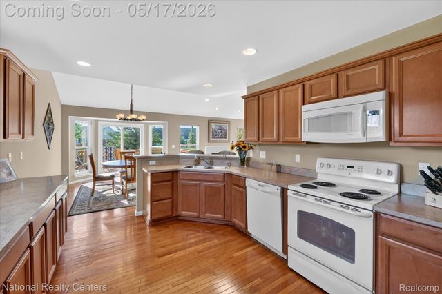 1601 Nottingham Court, Commerce Charter Township, MI 48390