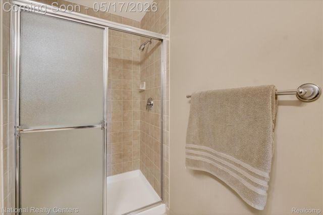 1601 Nottingham Court, Commerce Charter Township, MI 48390