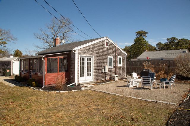 10 Wixon Road, Dennis Port, MA 02639