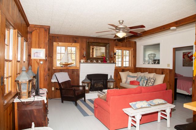 10 Wixon Road, Dennis Port, MA 02639