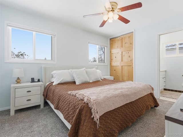 23024 Playview Street, St. Clair Shores, MI 48082