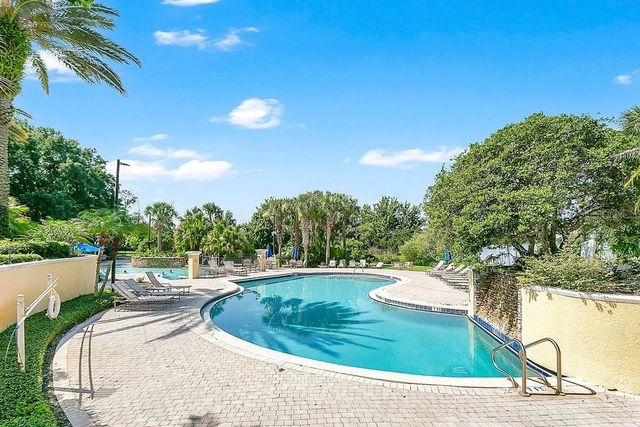 1952 LEGACY COVE DRIVE 1952, Maitland, FL 32751