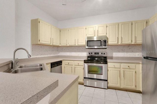 1952 LEGACY COVE DRIVE 1952, Maitland, FL 32751