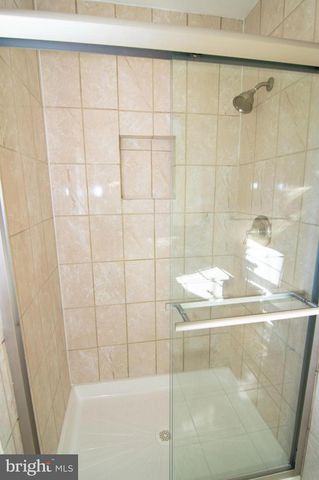 222 APPLE BLOSSOM CT, Vienna, VA 22181