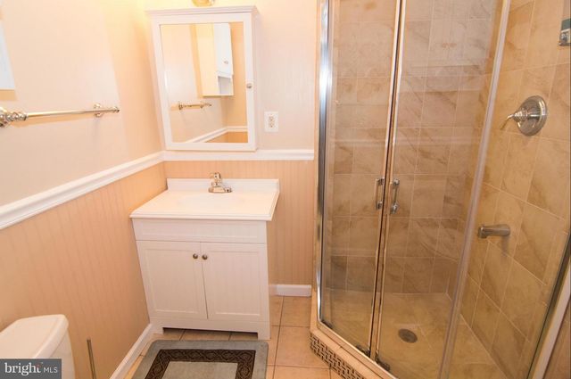 222 APPLE BLOSSOM CT, Vienna, VA 22181