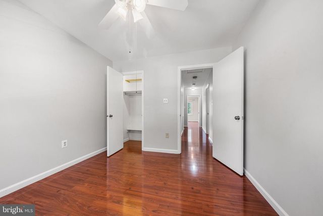 222 APPLE BLOSSOM CT, Vienna, VA 22181