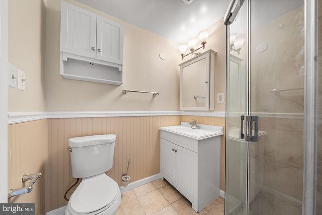 222 APPLE BLOSSOM CT, Vienna, VA 22181