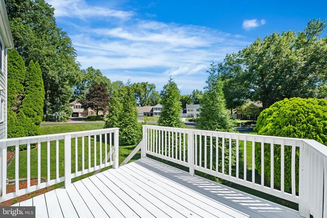 222 APPLE BLOSSOM CT, Vienna, VA 22181