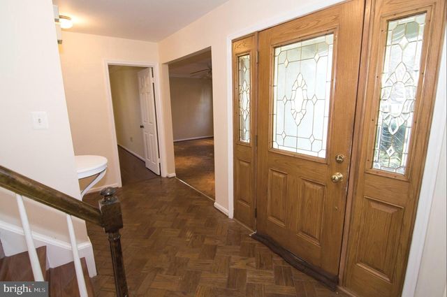 222 APPLE BLOSSOM CT, Vienna, VA 22181