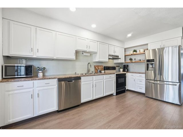 6764 S Holland Way, Littleton, CO 80128