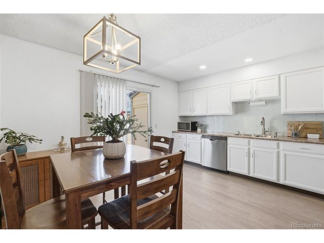 6764 S Holland Way, Littleton, CO 80128