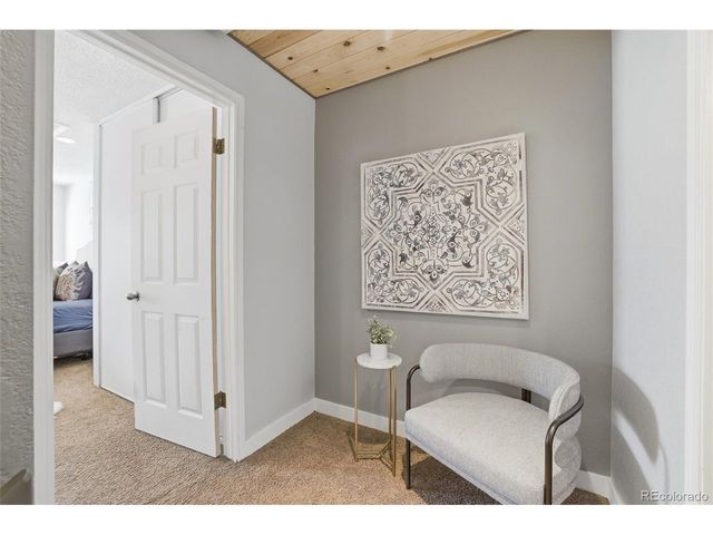 6764 S Holland Way, Littleton, CO 80128