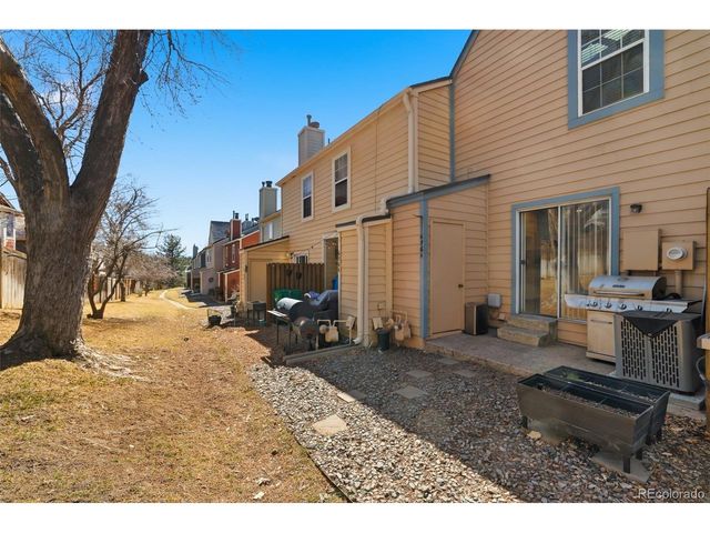 6764 S Holland Way, Littleton, CO 80128