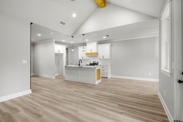 16971 Mary Martin Dr., Flint, TX 75762