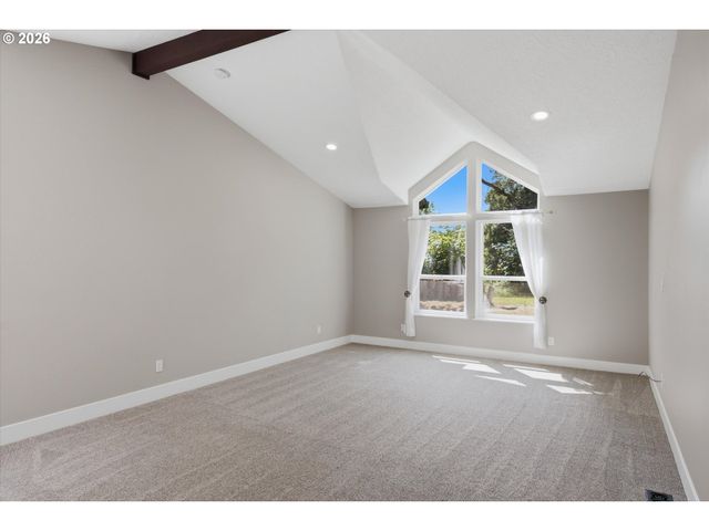 6676 Se 252ND Ave, Gresham, OR 97080