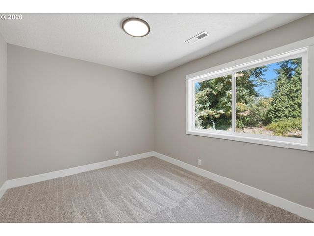 6676 Se 252ND Ave, Gresham, OR 97080