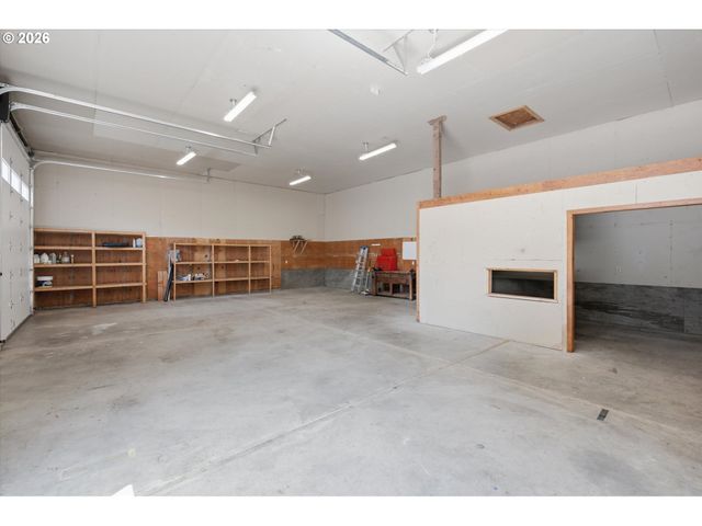 6676 Se 252ND Ave, Gresham, OR 97080