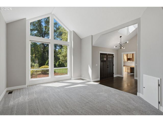 6676 Se 252ND Ave, Gresham, OR 97080