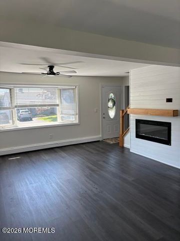 368 Sweetbriar Street, Keyport, NJ 07735