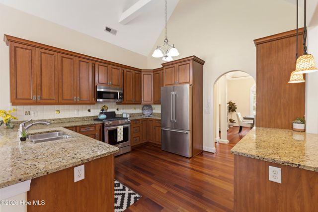 10233 Mariners Cove Court, Belville, NC 28451