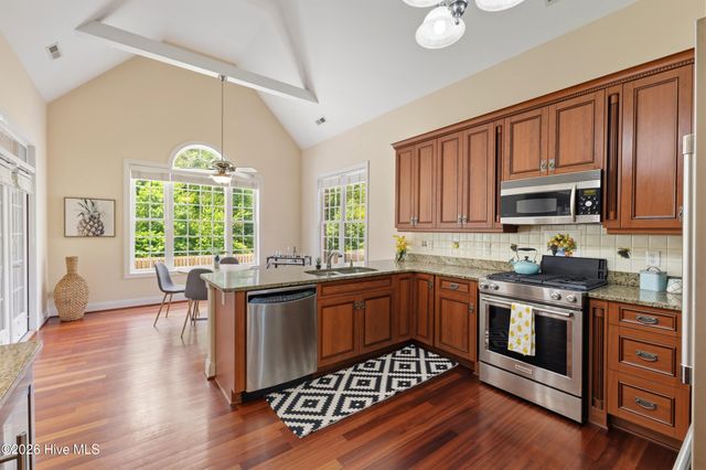 10233 Mariners Cove Court, Belville, NC 28451