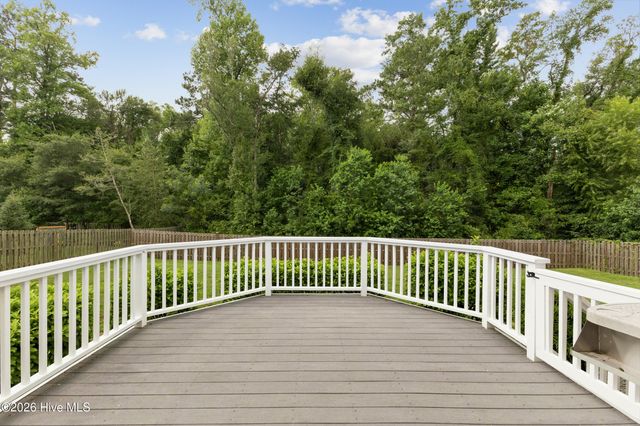 10233 Mariners Cove Court, Belville, NC 28451
