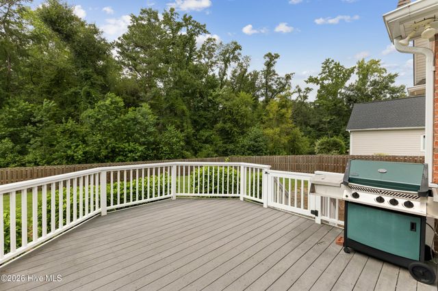 10233 Mariners Cove Court, Belville, NC 28451