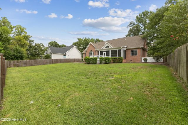 10233 Mariners Cove Court, Belville, NC 28451
