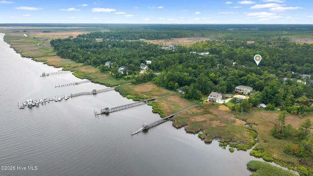 10233 Mariners Cove Court, Belville, NC 28451