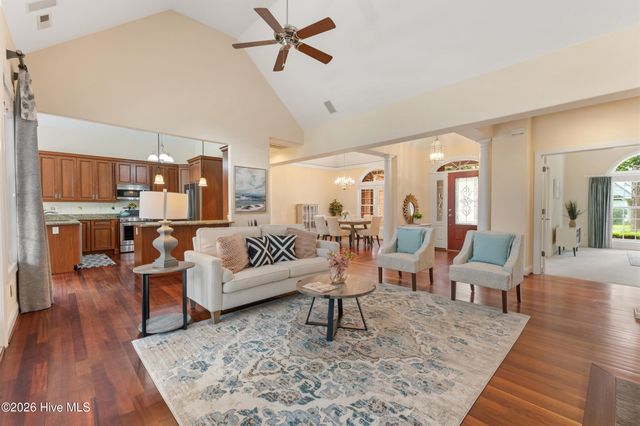 10233 Mariners Cove Court, Belville, NC 28451