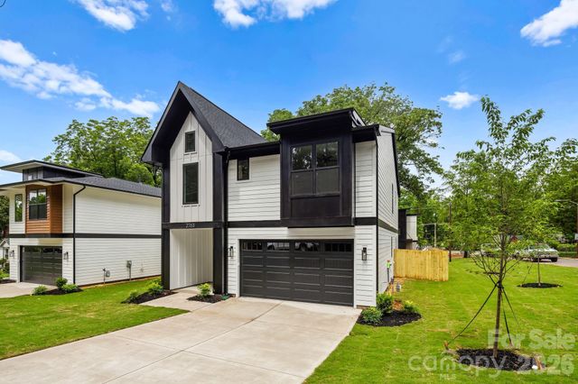 2763 Parkway Avenue, Charlotte, NC 28208