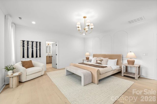 2763 Parkway Avenue, Charlotte, NC 28208