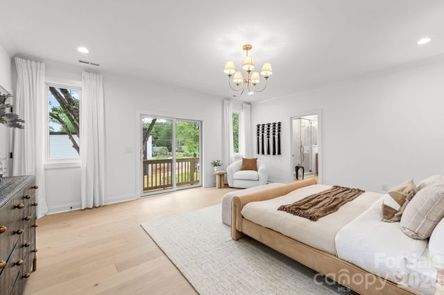2763 Parkway Avenue, Charlotte, NC 28208