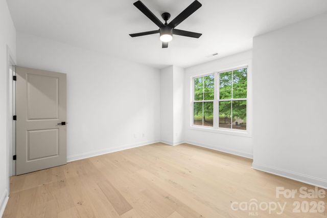 2763 Parkway Avenue, Charlotte, NC 28208