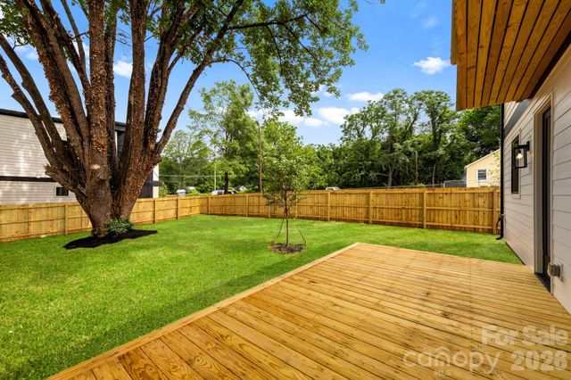 2763 Parkway Avenue, Charlotte, NC 28208