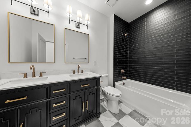 2763 Parkway Avenue, Charlotte, NC 28208