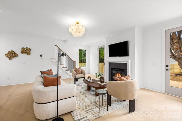 2763 Parkway Avenue, Charlotte, NC 28208
